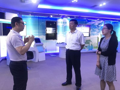 国务院新闻发言人郭卫民调研朗玛信息，聚焦大数据医疗发展前景